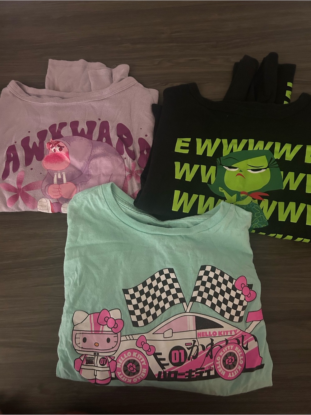 Tween cropped graphic tees- Inside out Hello Kitty